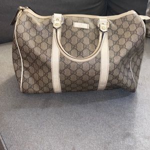 Authentic Gucci medium Boston bag used condition